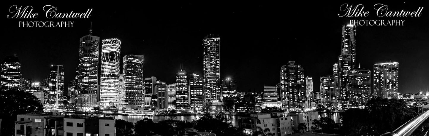 Cityscape | Summer Panoramic Monochrome | Ice Mount